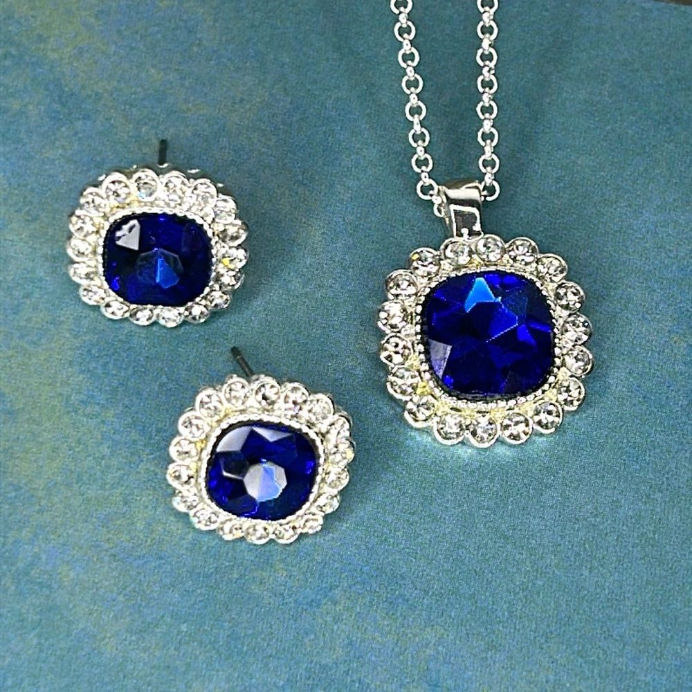 Elegant Monet Earring and Necklace Set, Blue and Silver